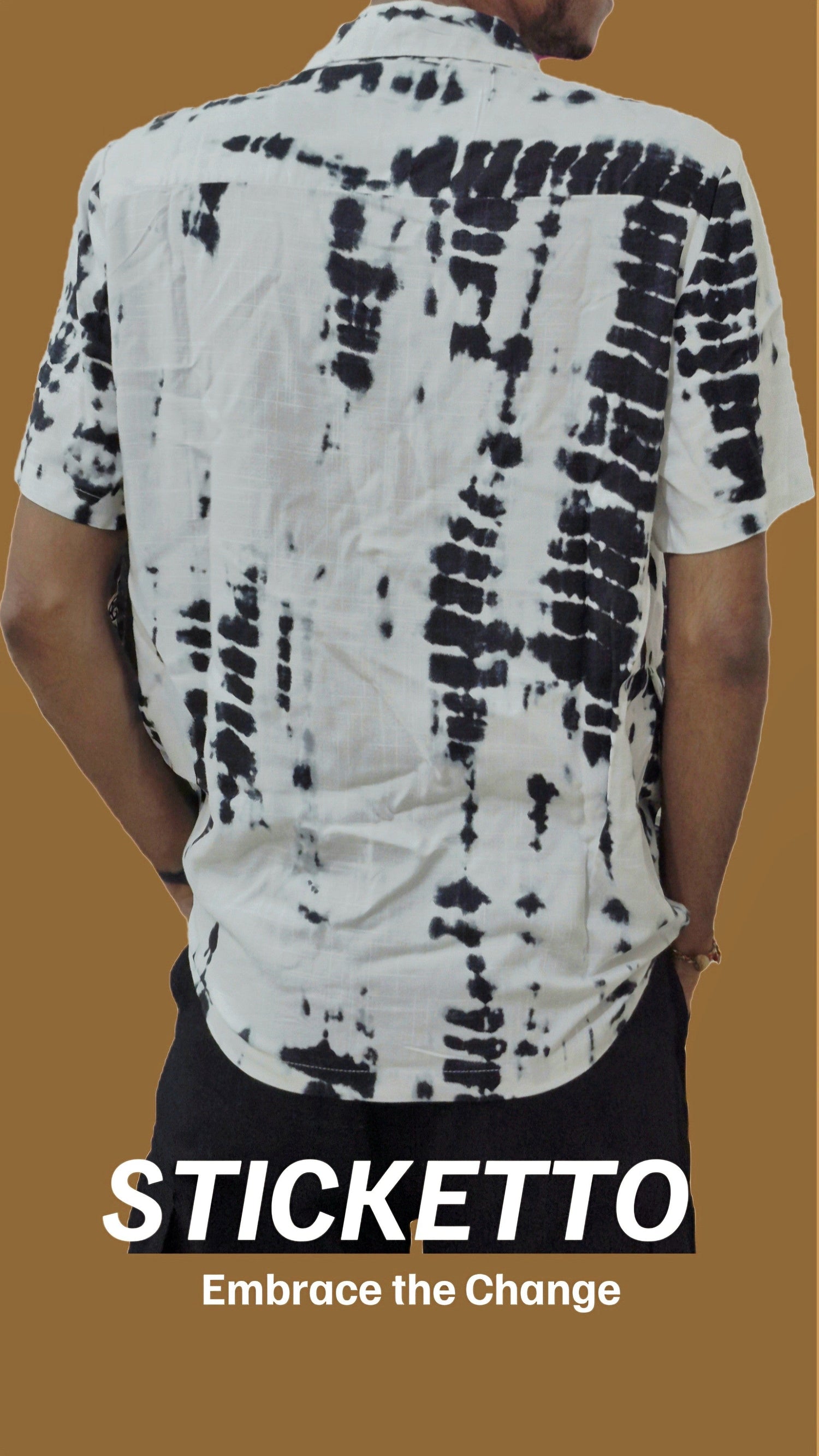 Dot Code – Minimal Oversized White Shirt
